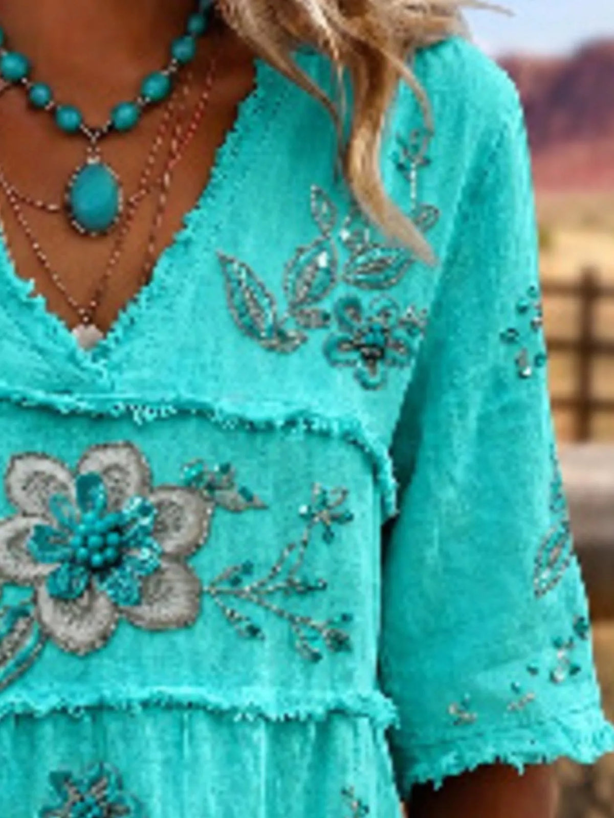 Full Size Floral Raw Hem V-Neck Blouse Plus Size - Turquoise - View 8