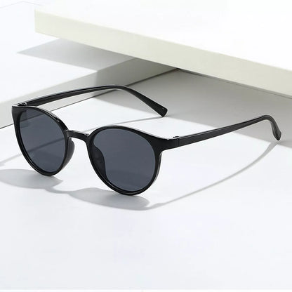 UV Protection Round Sunglasses - Black - View 2