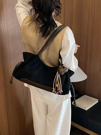 Vintage Drawstring Shoulder Bag - Black - View 4