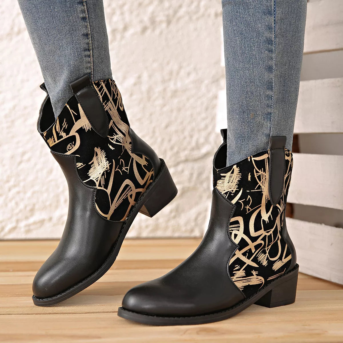 Point Toe Block Heels Boots - Black - View 4