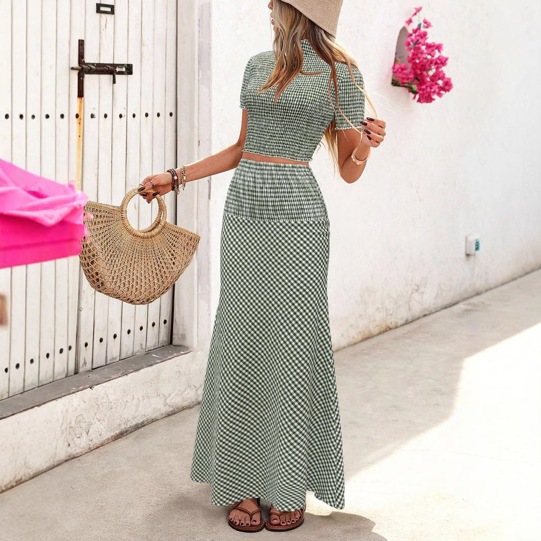 Short top high waisted A-line skirt two-piece set