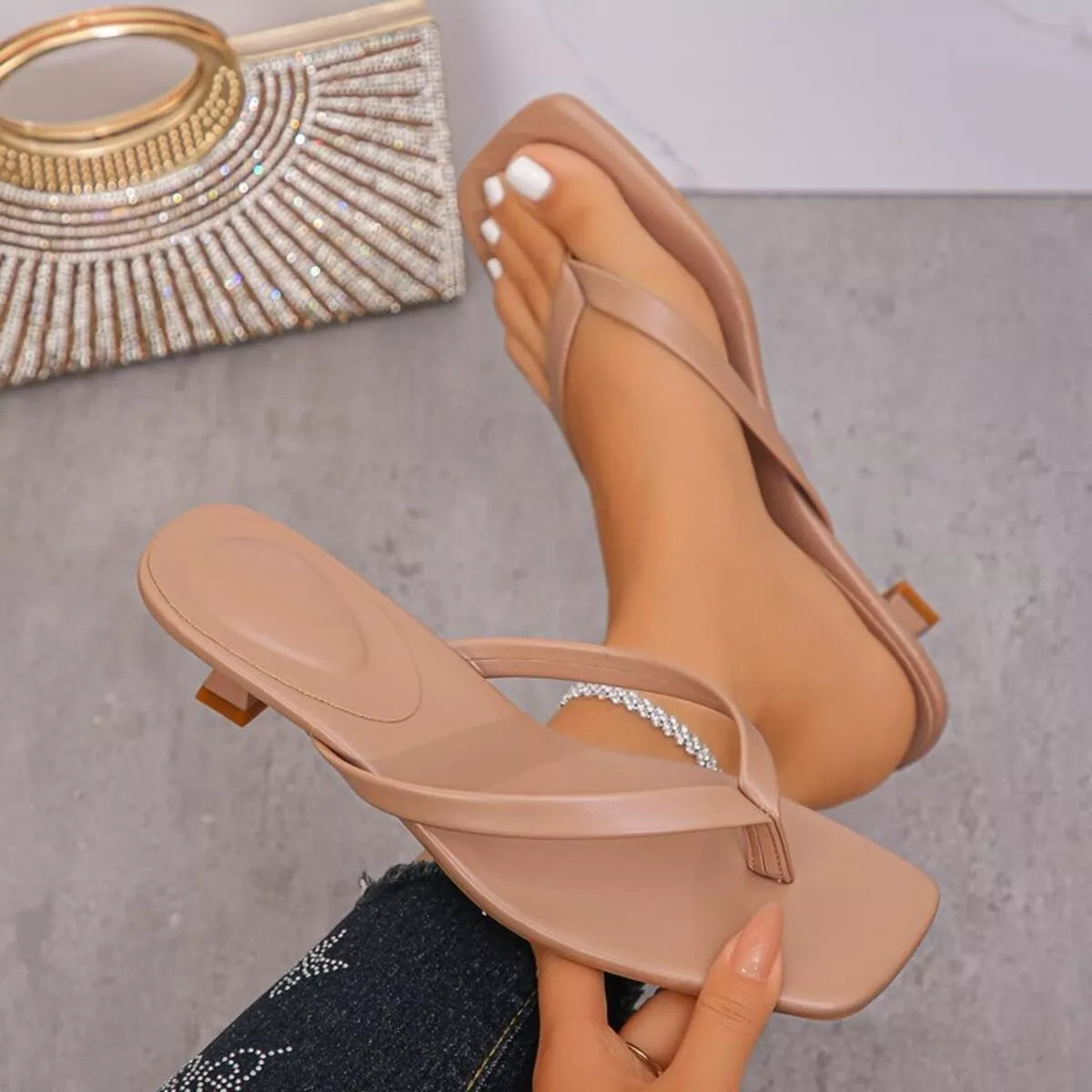 Toe Post Kitten Heels Sandals - Khaki - View 10