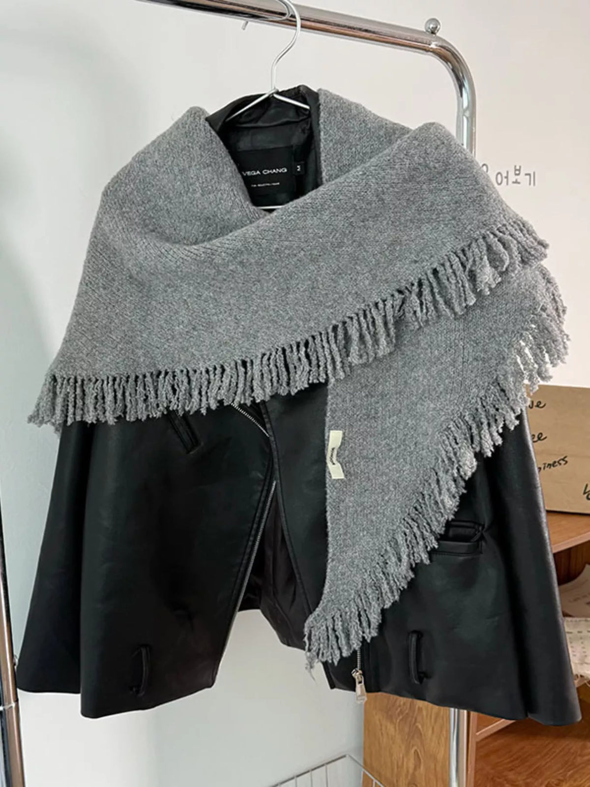 Fringe Trim Knit Scarf - Light Gray - View 4