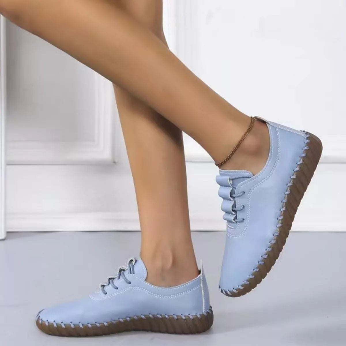 Round Toe Lace Up Sneakers - Royal Blue - View 2