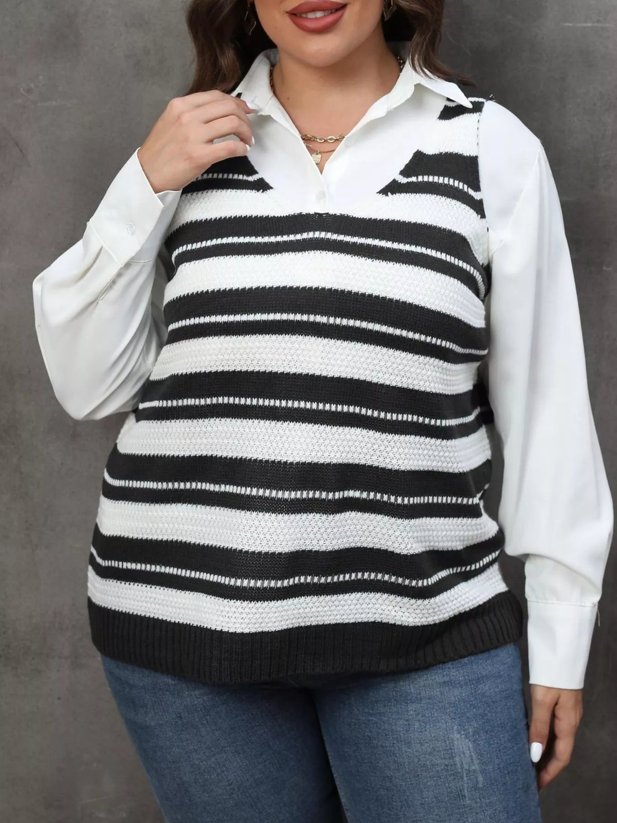 Plus Size Striped V-Neck Knit Sweater Vest - Black - View 1