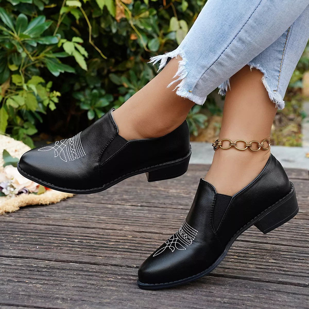 Point Toe Block Heels Loafers - Black - View 7