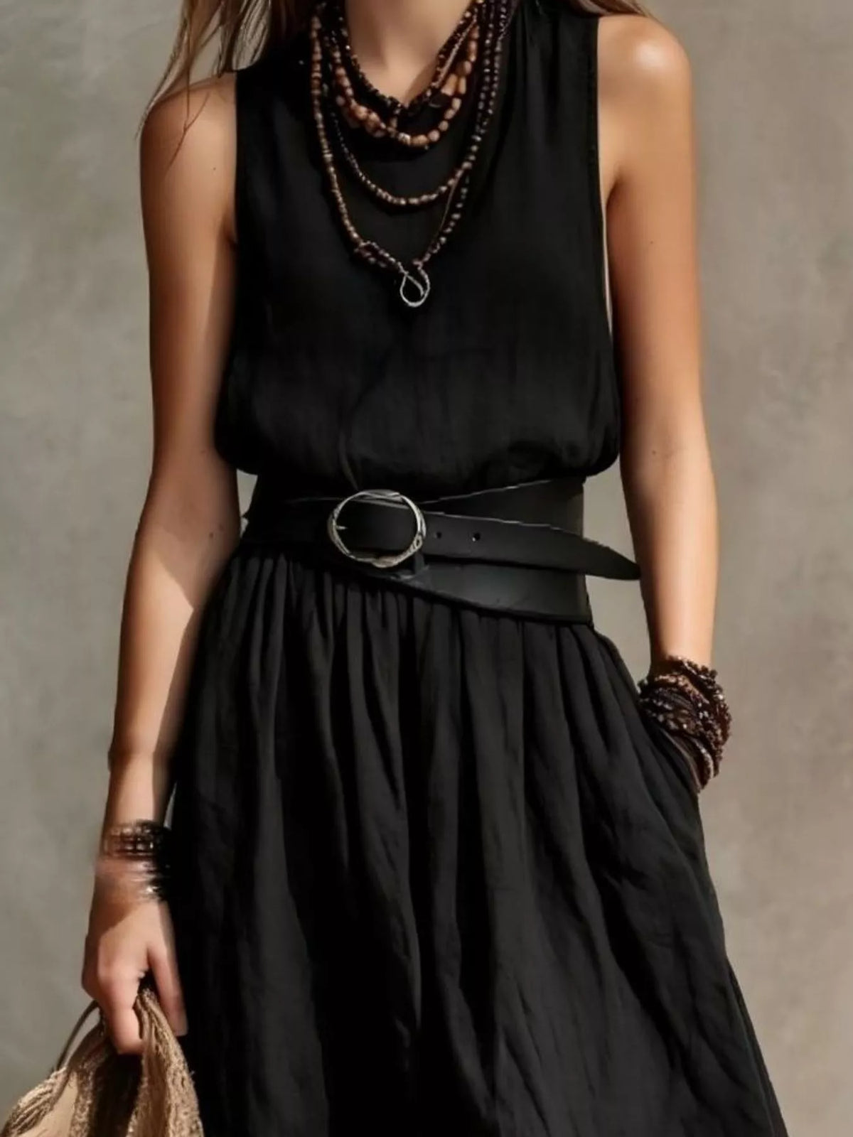 Full Size Round Neck Sleeveless Maxi Dress Plus Size - Black - View 2