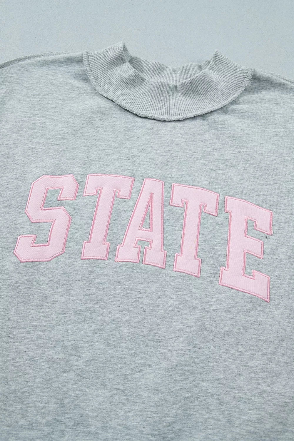 Exposed Seam Mock Neck STATE Letter Graphic Loose Sweatshirt - Gray - View 6