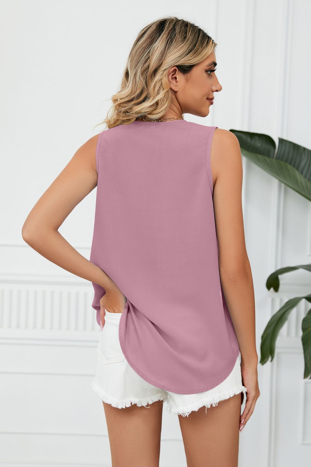 Contrast Trim Plunge Sleeveless Blouse - Moonlit Mauve - View 24