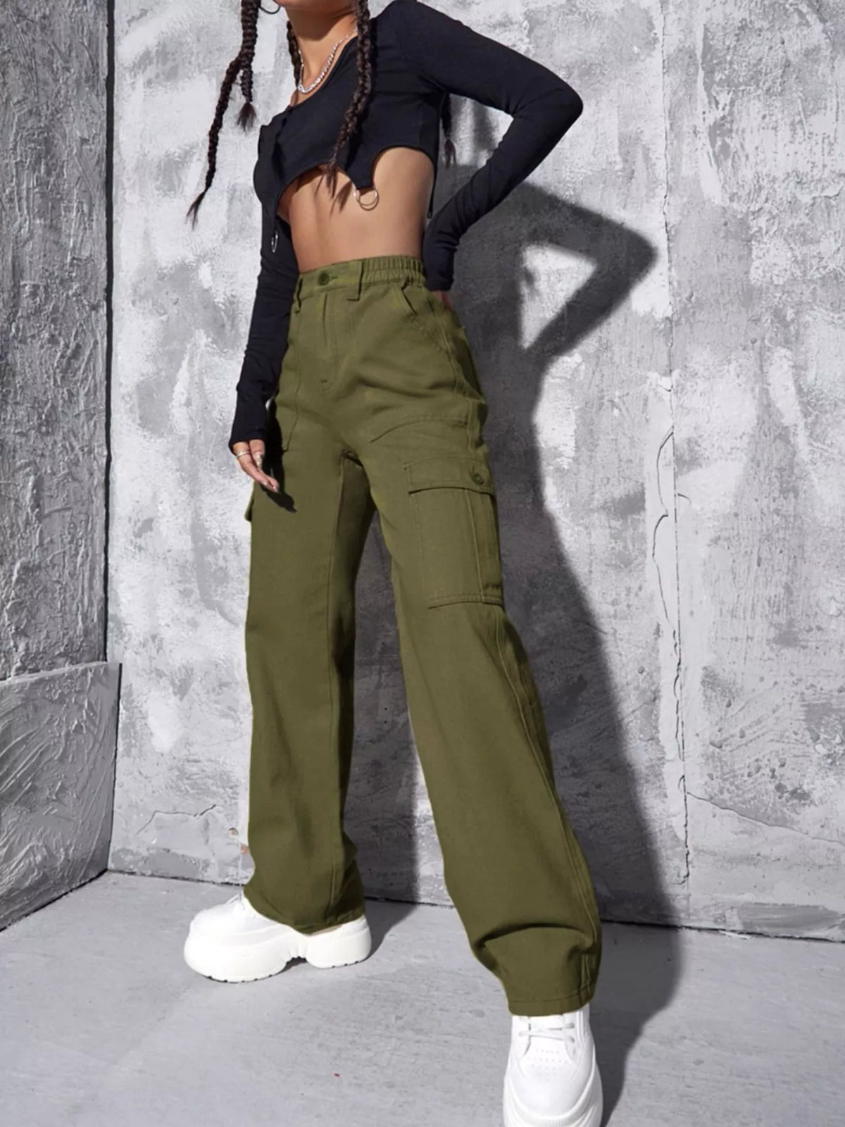 High-Waisted Cargo Jeans - Green - View 1