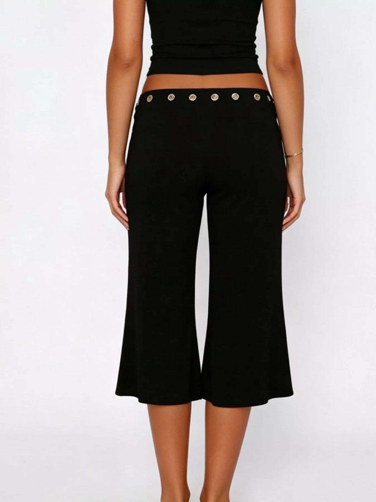 Mid Rise Capris Pants - Black - View 5
