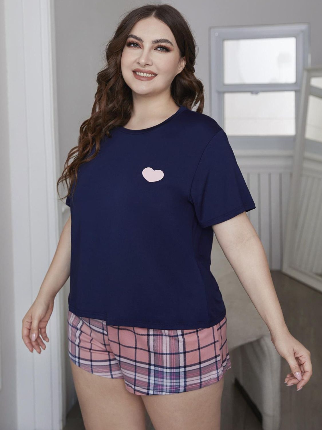 Plus Size Heart Graphic Top and Plaid Shorts Loungewear Set - Navy/Pink - View 1