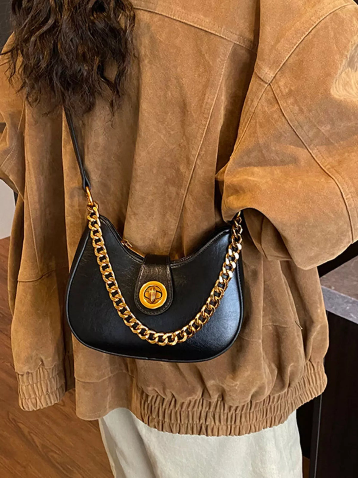 Chain Accent Shoulder Bag - Black - View 6