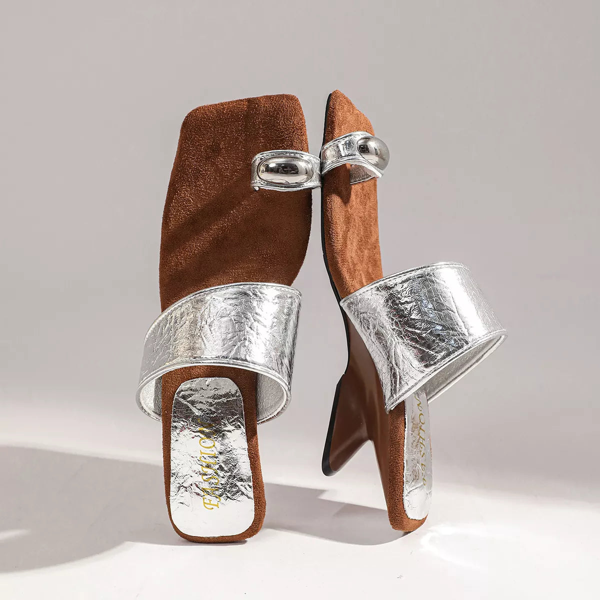 Toe Loop Block Heels Sandals - Silver - View 6