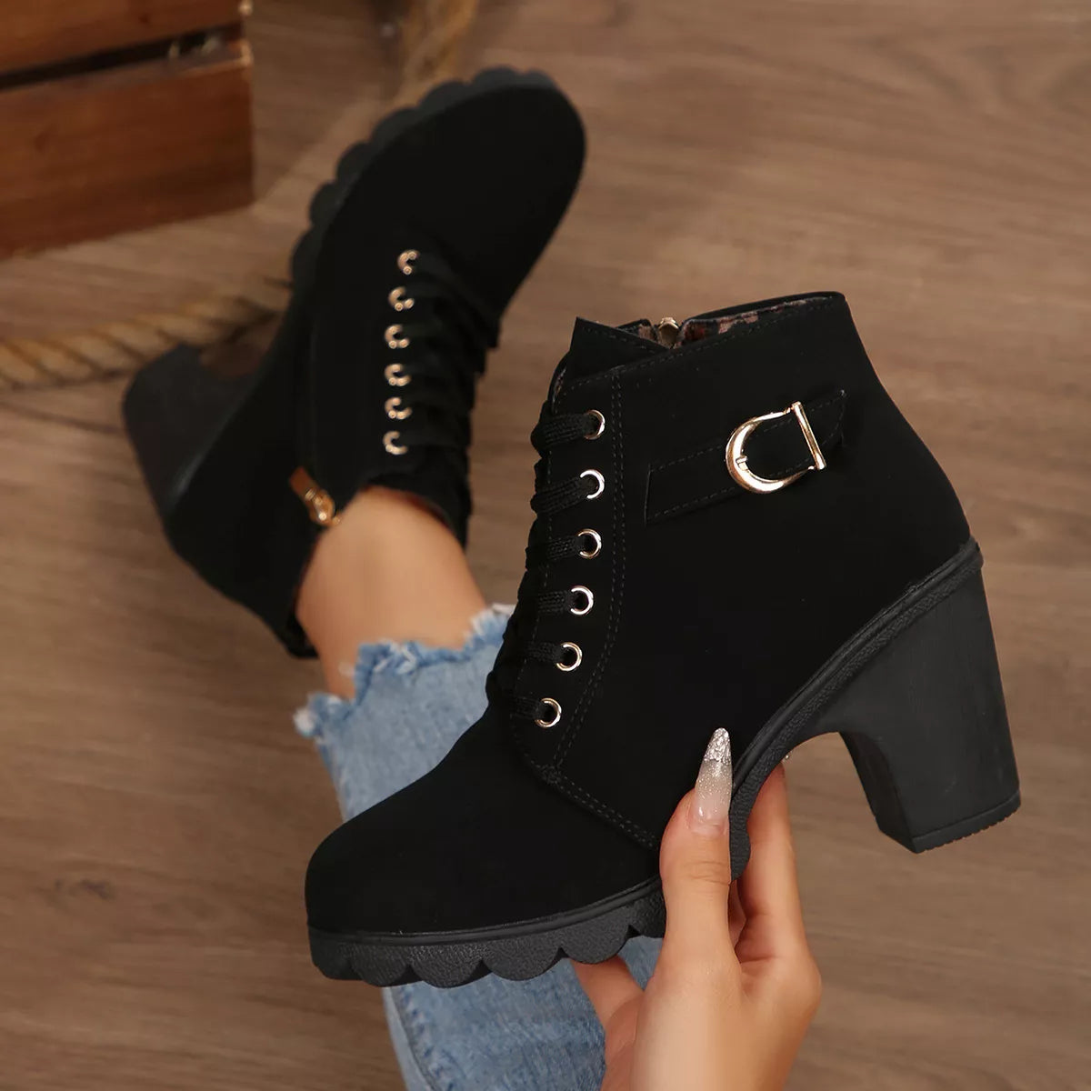 Lace Up Block Heels Boots - Black - View 2