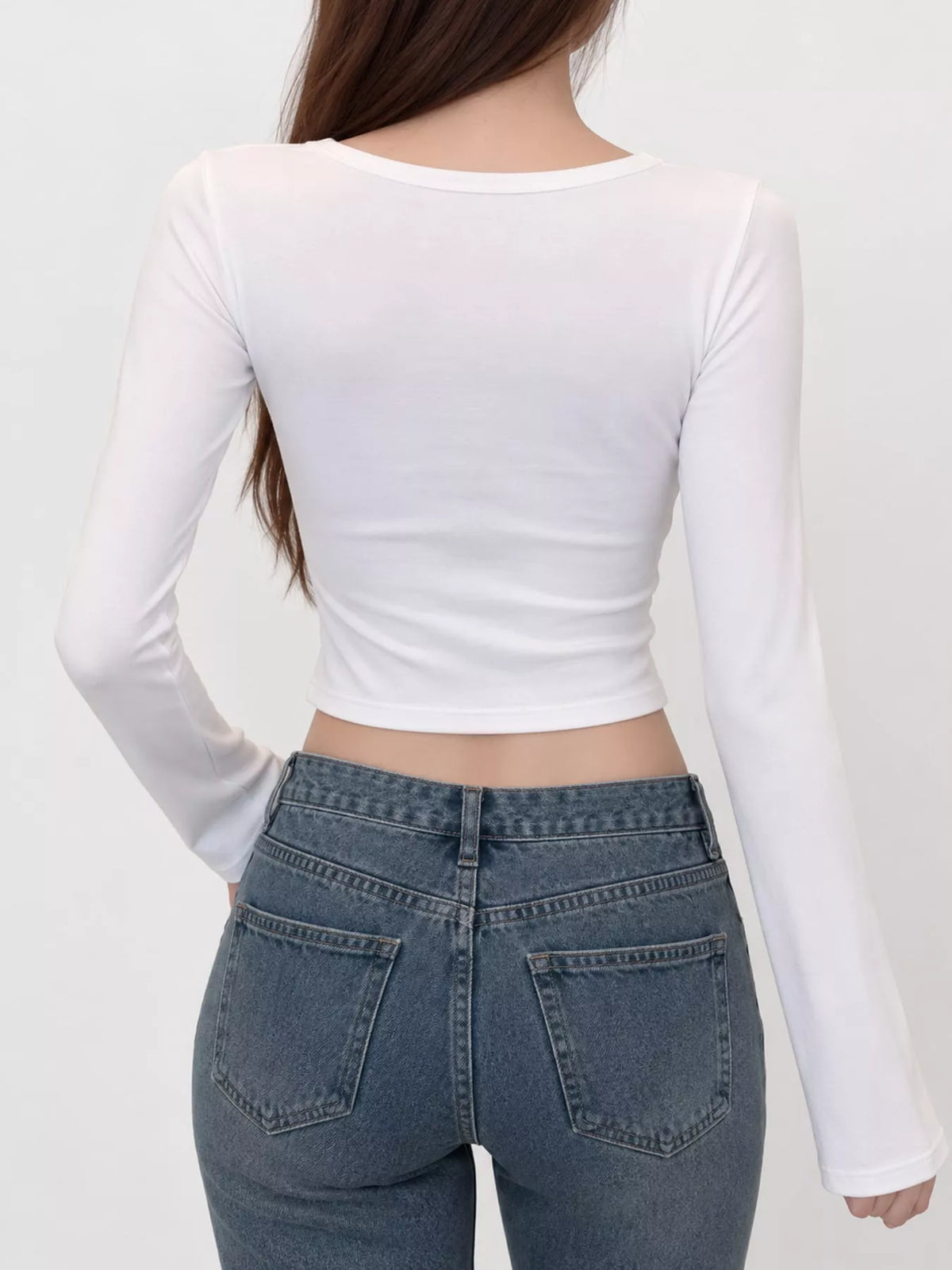 Slim-Fit Long Sleeve U-Neck Cropped T-Shirt - White - View 15
