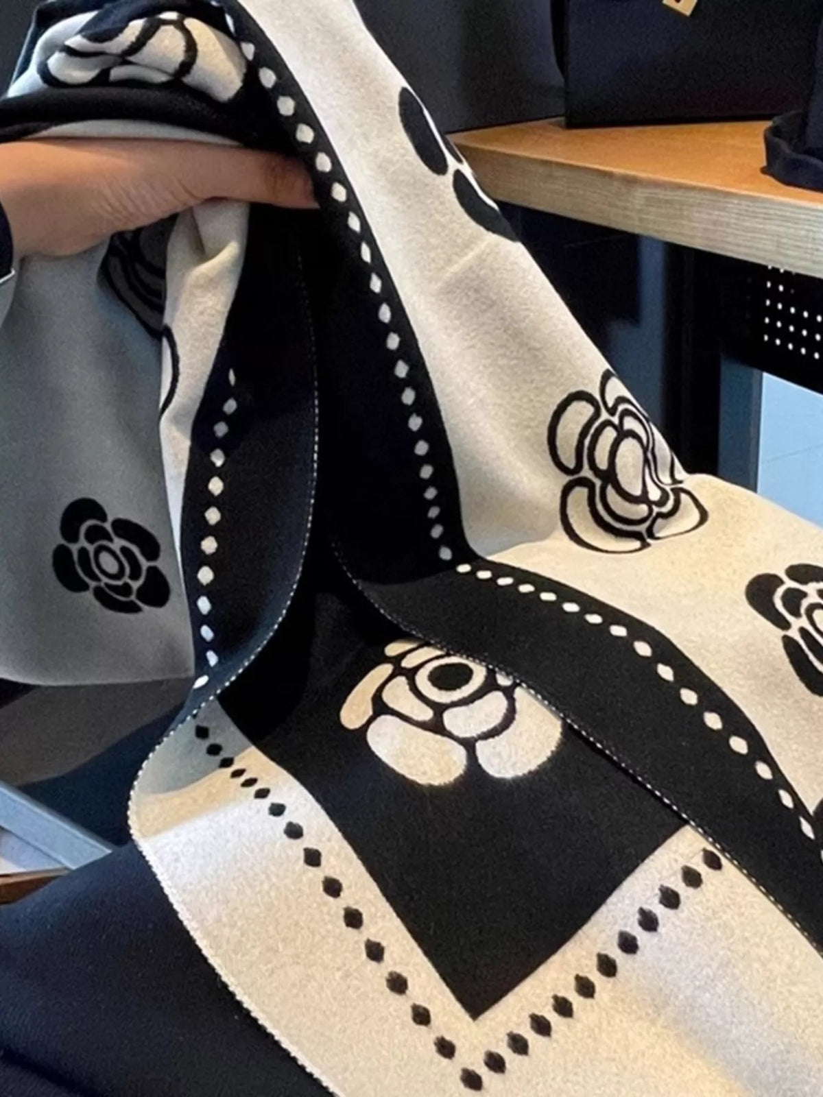 Floral Pattern Raw Hem Scarf - Black - View 6