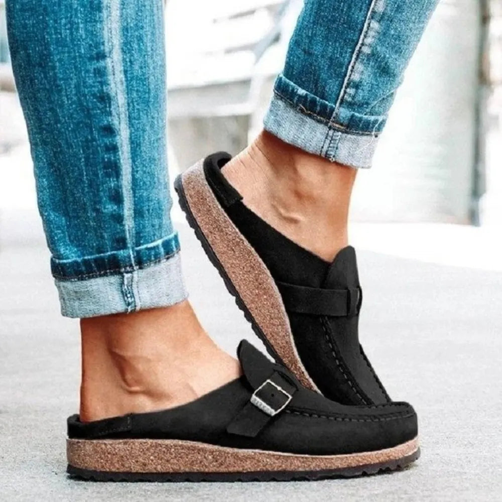 Round Toe Low Heel Buckle Loafers - Black - View 2