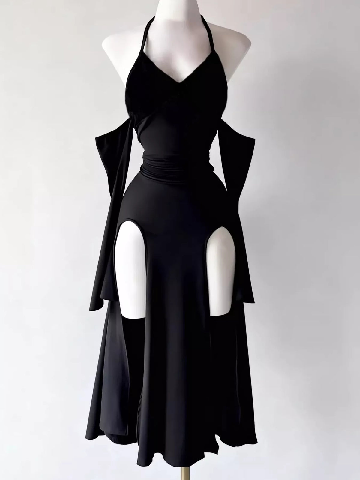 Halter Neck High-Slit Bodycon Dress - Black - View 1
