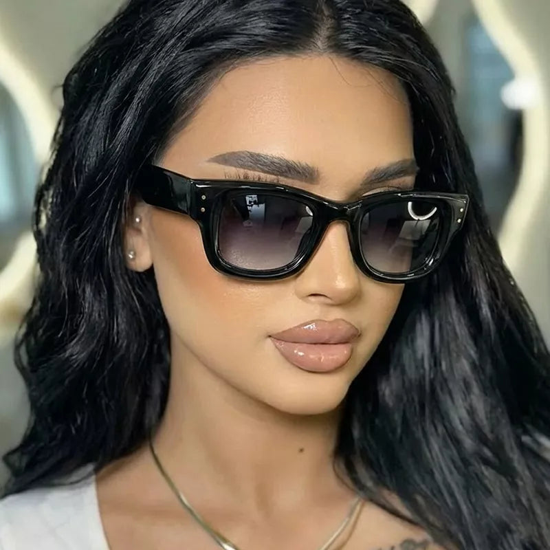 Oversized Rectangular Gradient Lens Sunglasses - Black - View 1