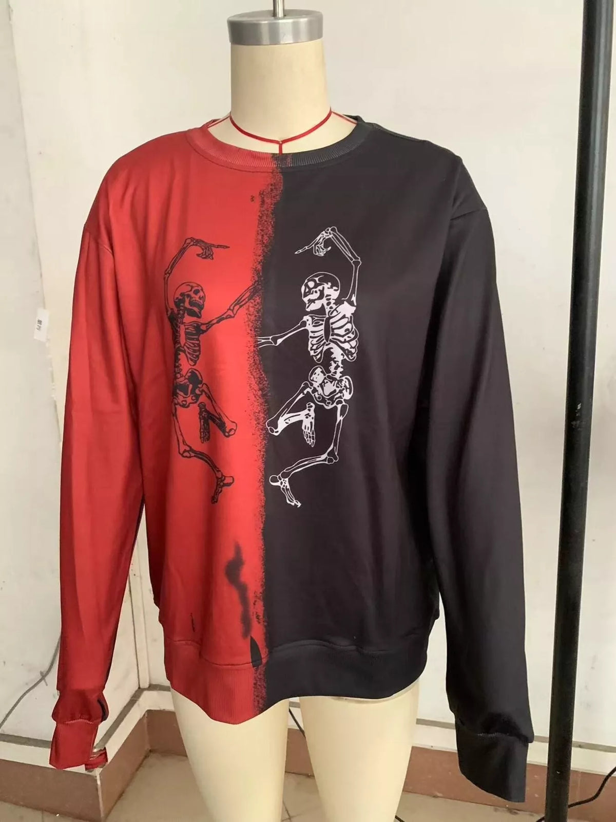 Halloween Skeleton Print Color Block Sweatshirt - Red - View 2