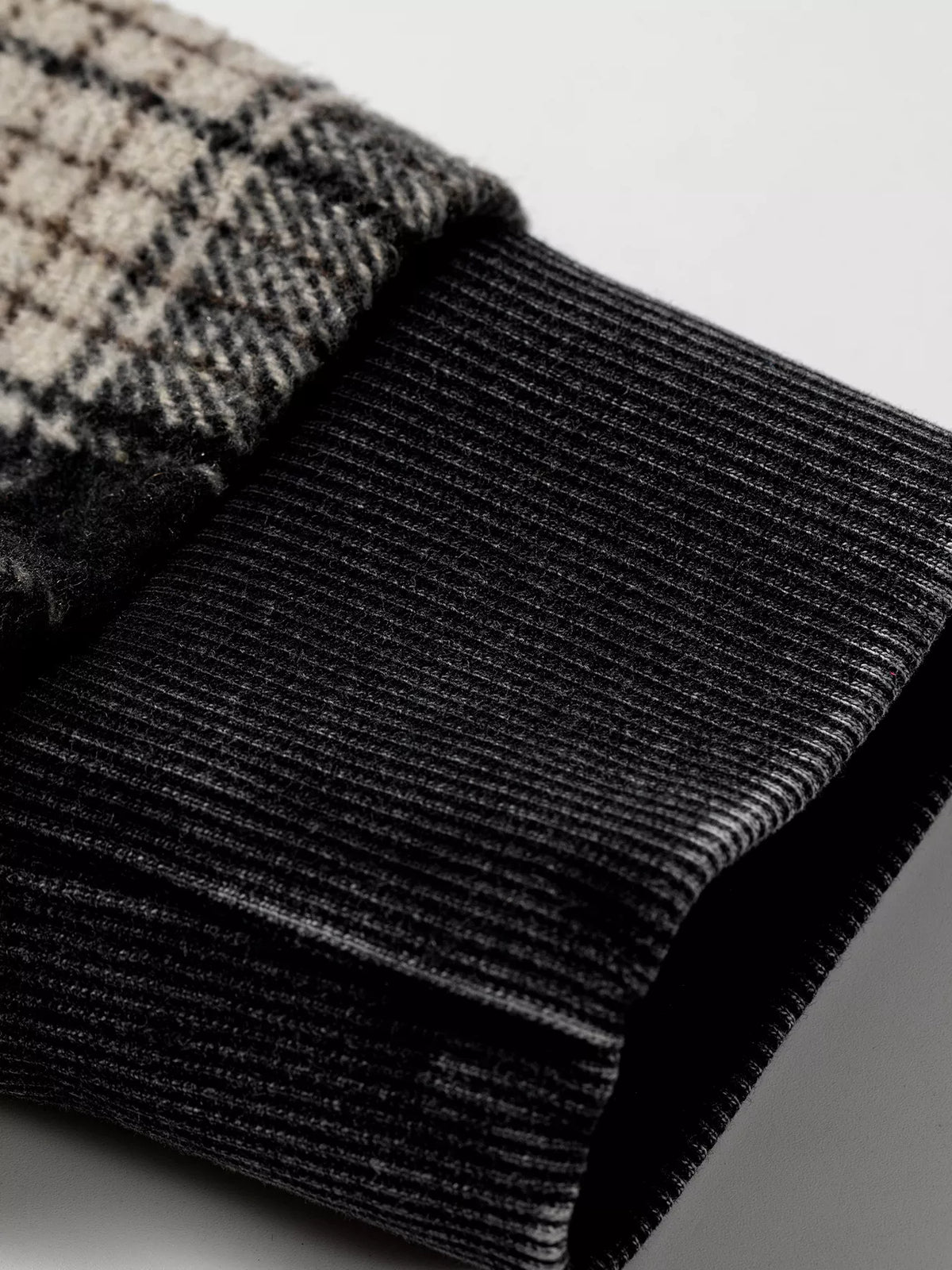 Plaid Sleeve Drawstring Pocket Hoodie - Black - View 31