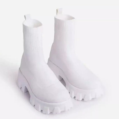 Round Toe Block Heels Boots - White - View 1