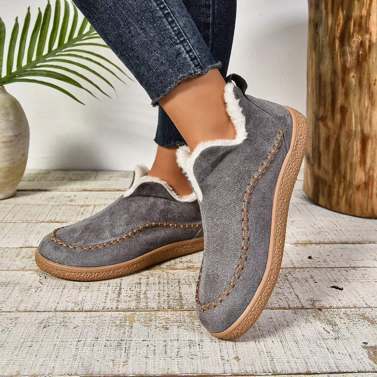 Round Toe Plush Lined Shoes - Dark Gray - View 1