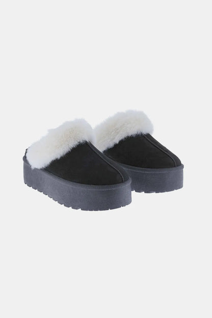 Weeboo Thick Bottom Fur Trim Snow Slippers - Black - View 2