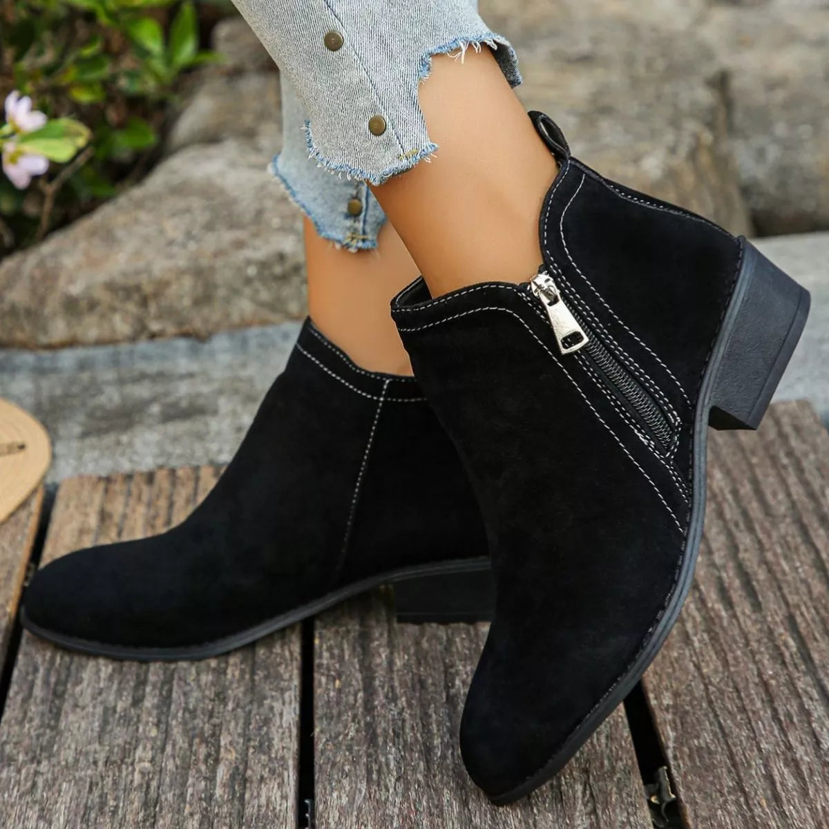 Point Toe Block Heels Boots - Black - View 8