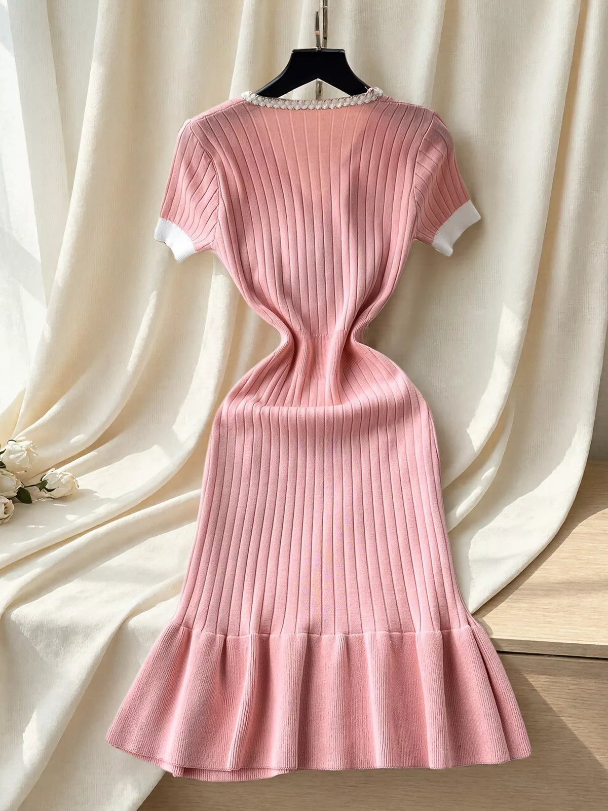 Ruffled Hem V-Neck Ribbed Knit Dress - Pink - View 3