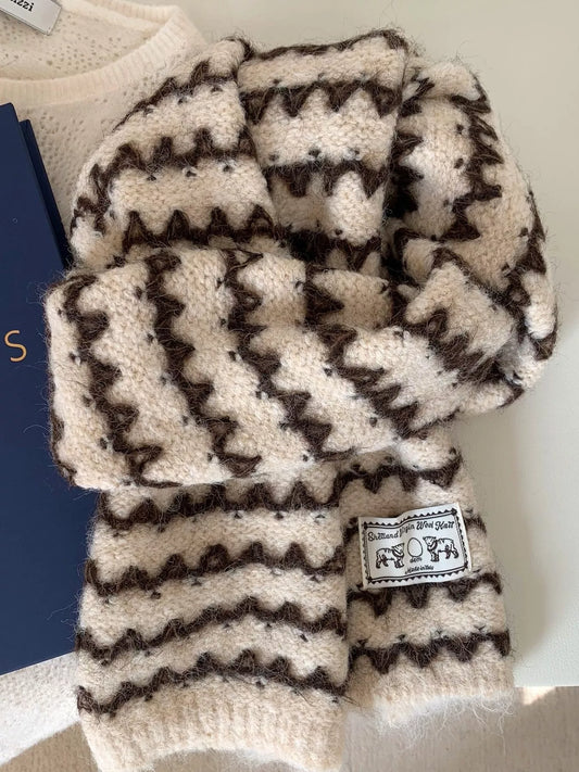 Vintage Knitted Pattern Scarf - Cream - View 2