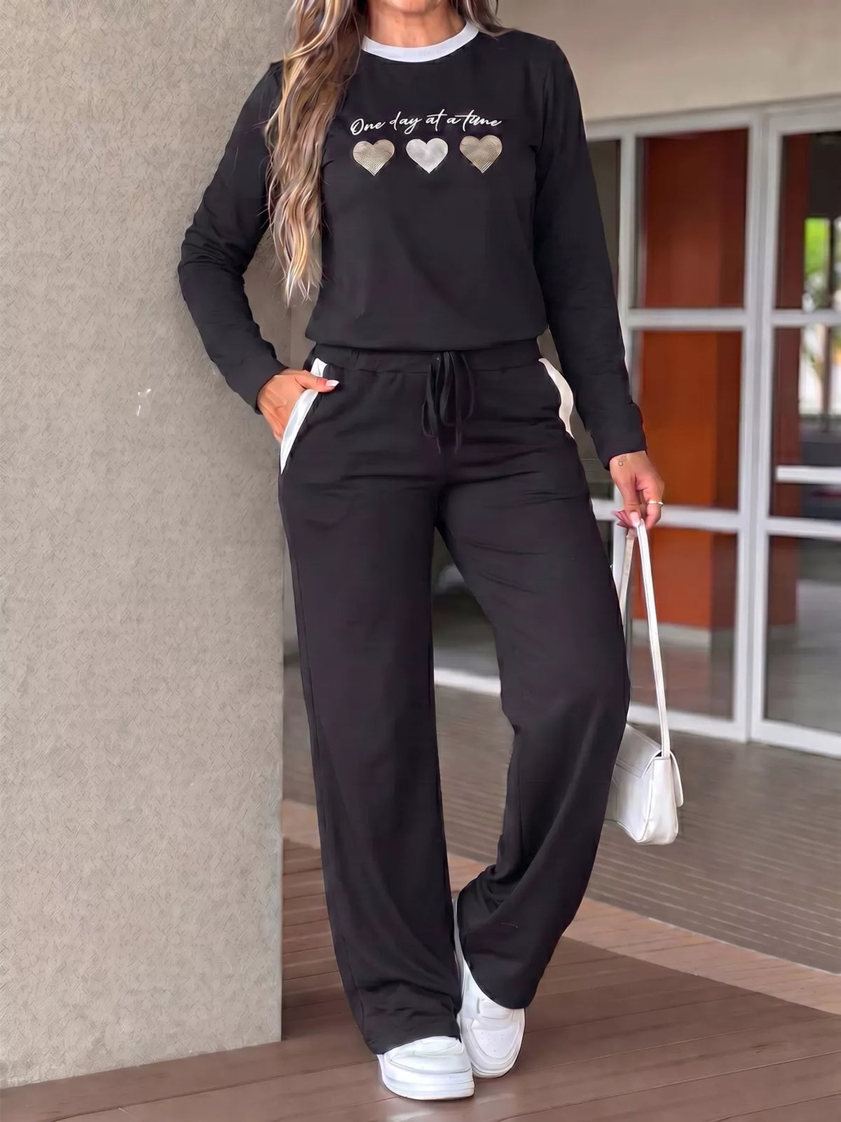 Heart Graphic Contrast Trim Top and Pants Set - Black - View 4