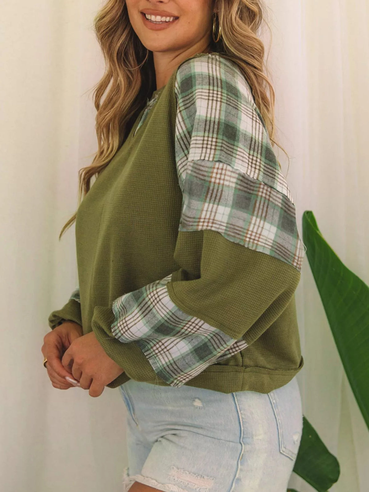 Plaid Patch Waffle Knit Exposed Seam Bubble Sleeve Top - Moss - View 4