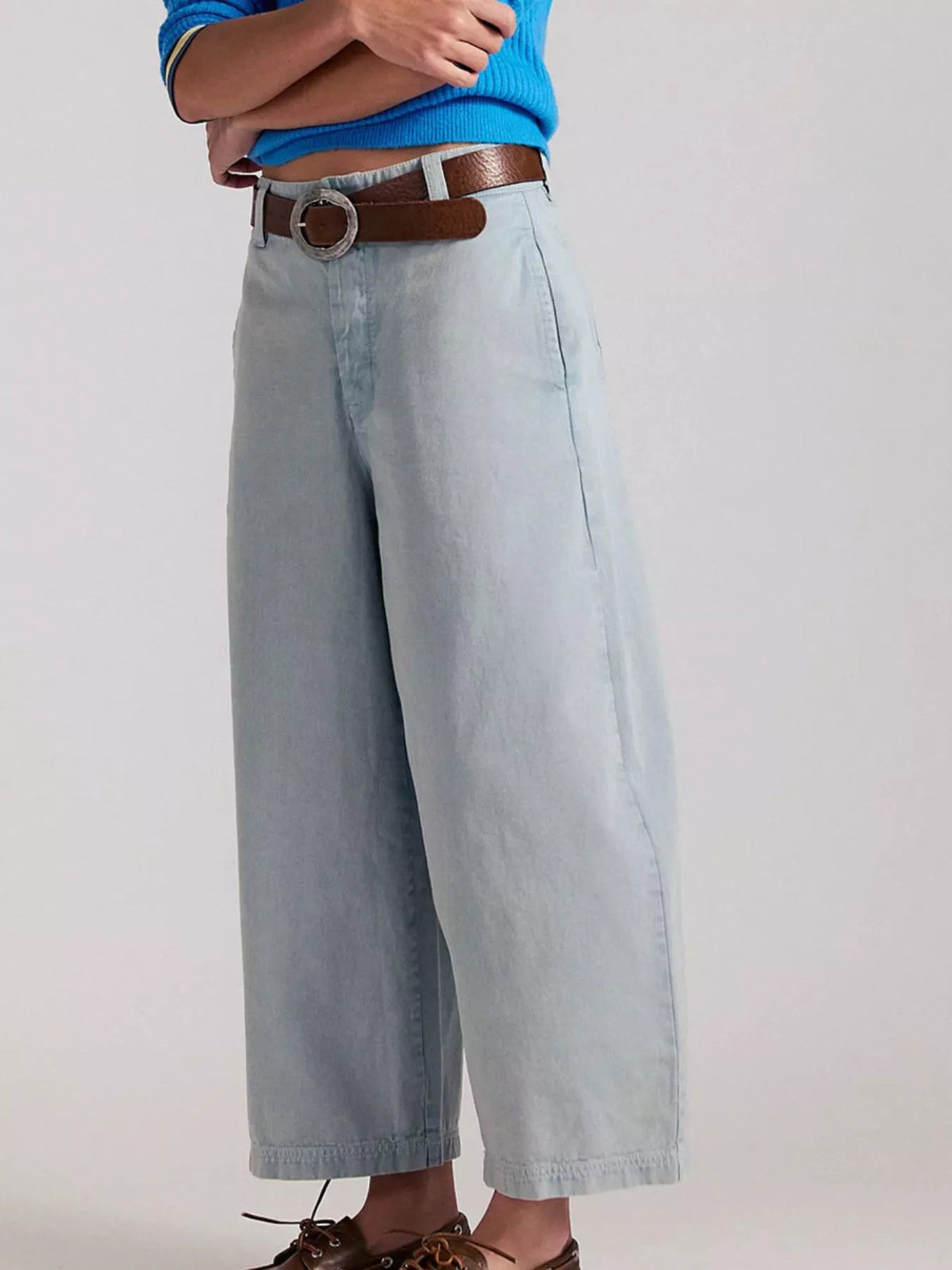 Wide-Leg Cropped Jeans - Light Blue - View 3