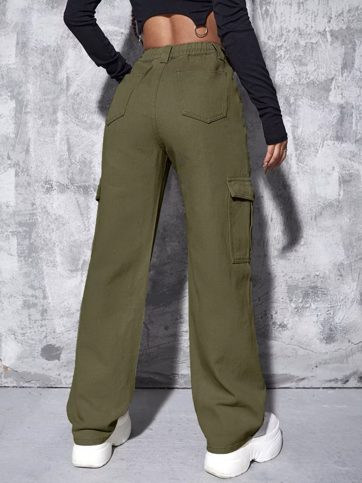 High-Waisted Cargo Jeans - Green - View 3
