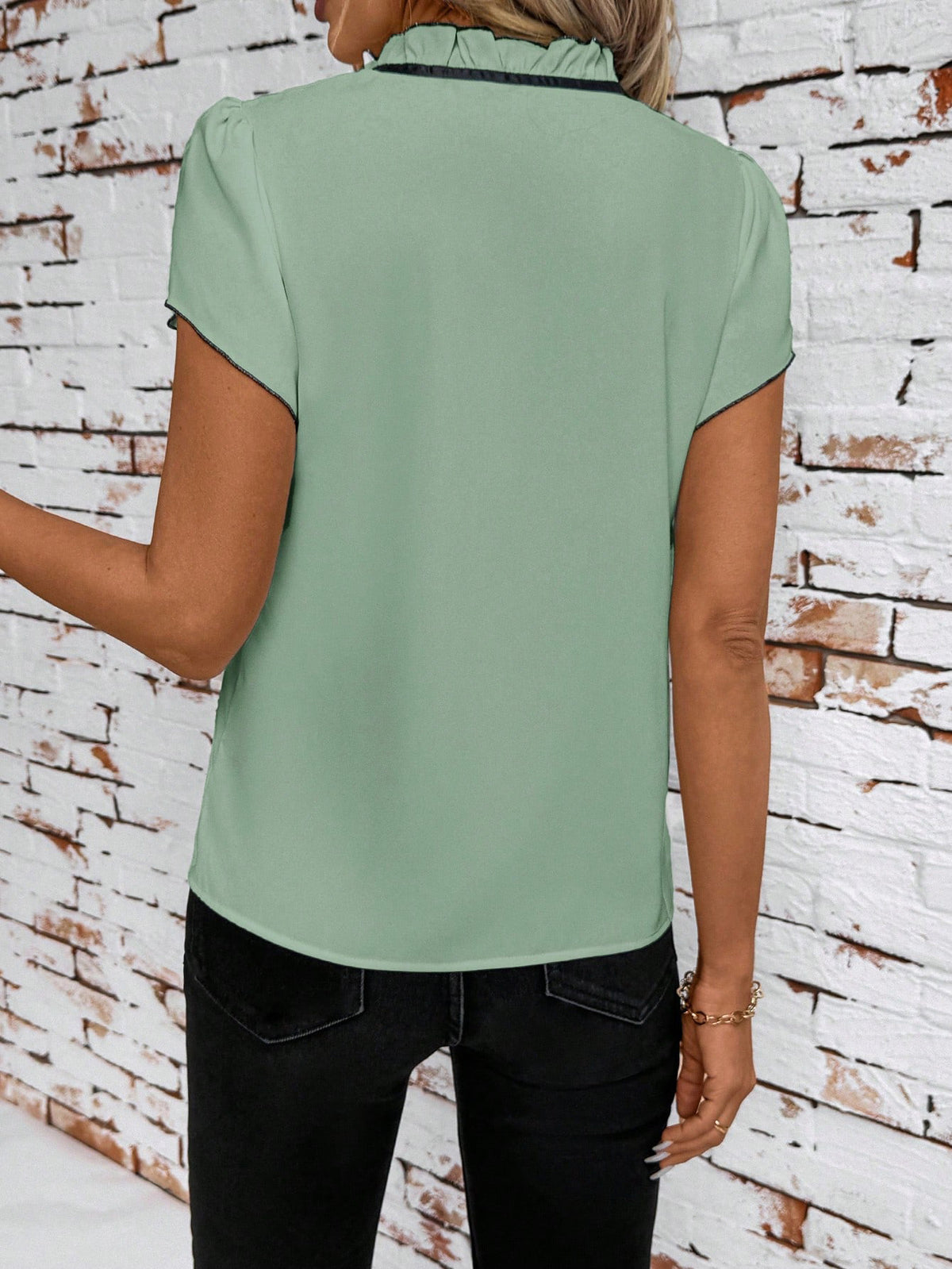 Tie Neck Short Sleeve Blouse - Green - View 23