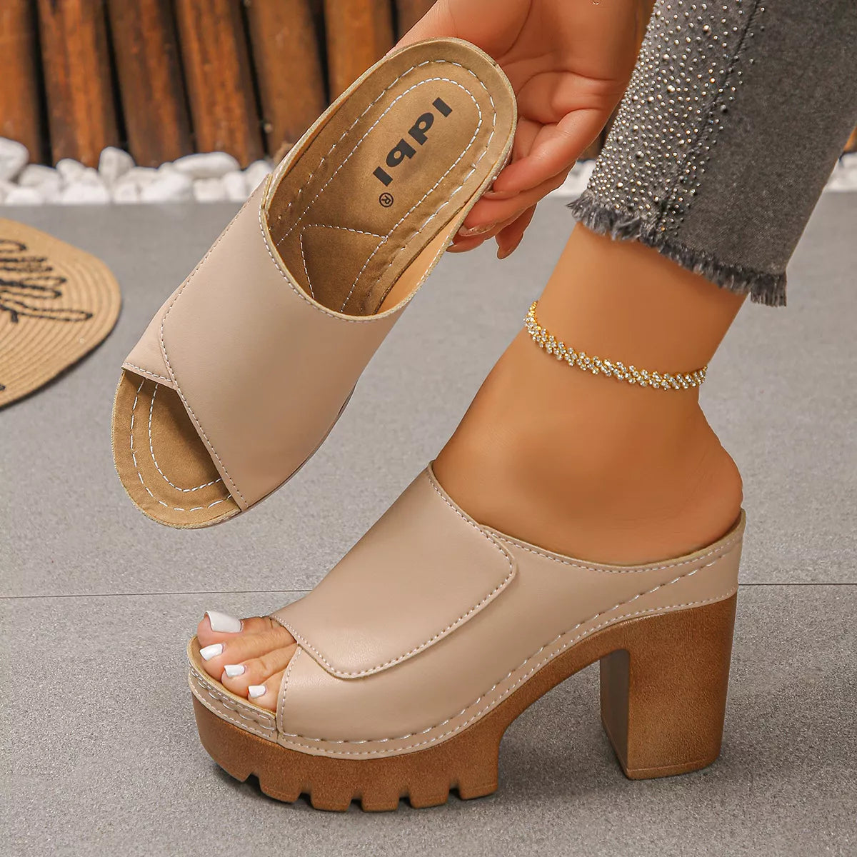 Open Toe Block Heels Sandals - Ivory - View 3