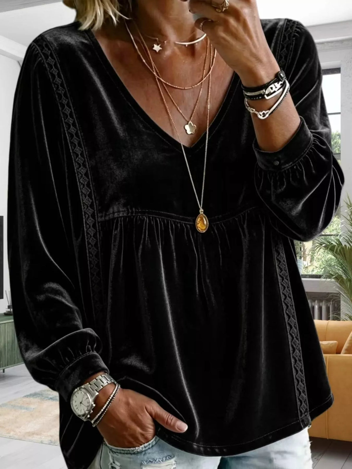 Full Size Velvet Lace Detail V-Neck Blouse Plus Size - Black - View 9