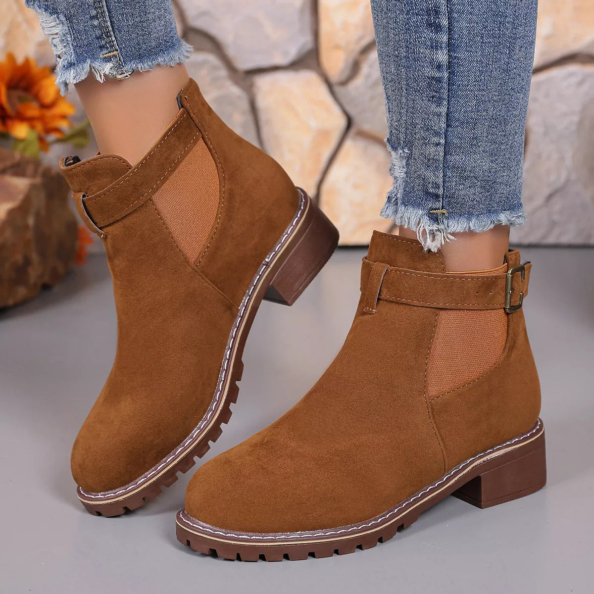 Round Toe Block Heels Boots - Brown - View 7