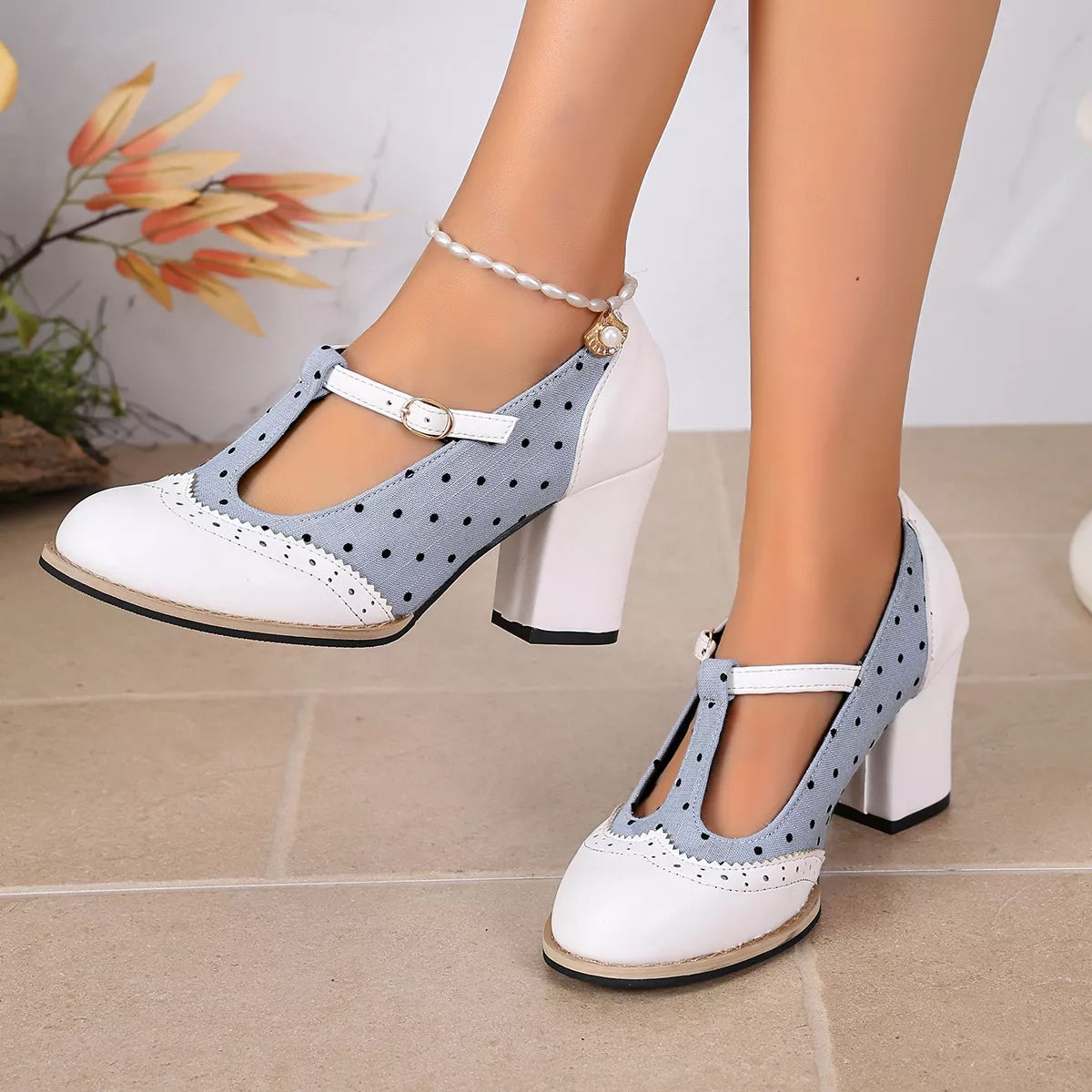 Point Toe Block Heels Pumps - White - View 3