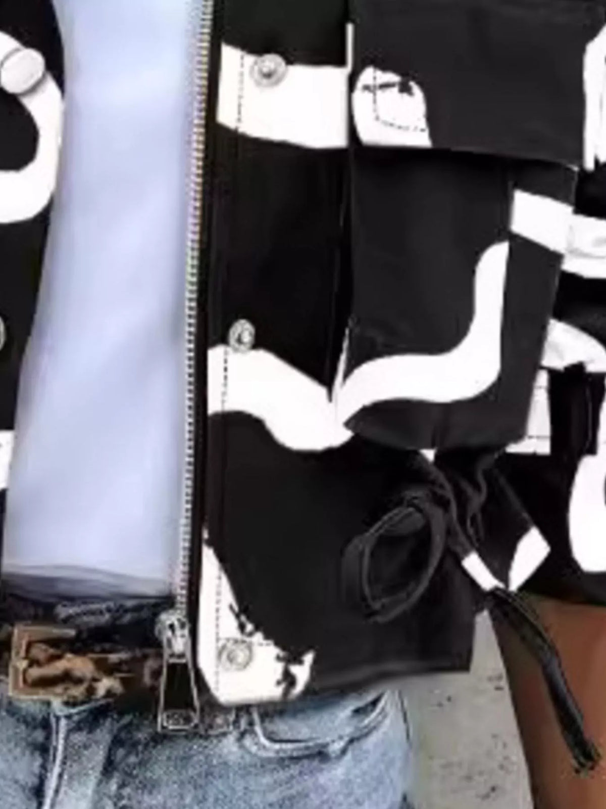 Snap Down Cropped Jacket - White - View 2