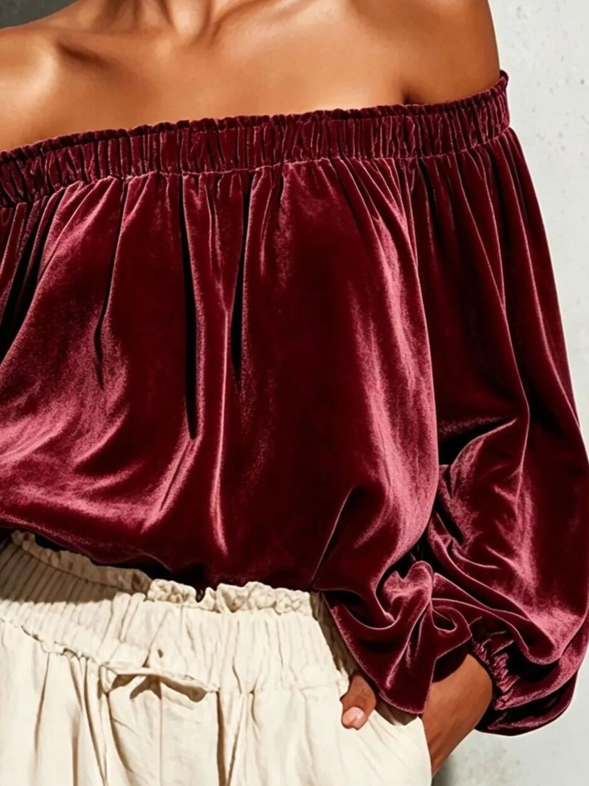 Off-Shoulder Velvet Long Sleeve T-Shirt - Burgundy - View 2