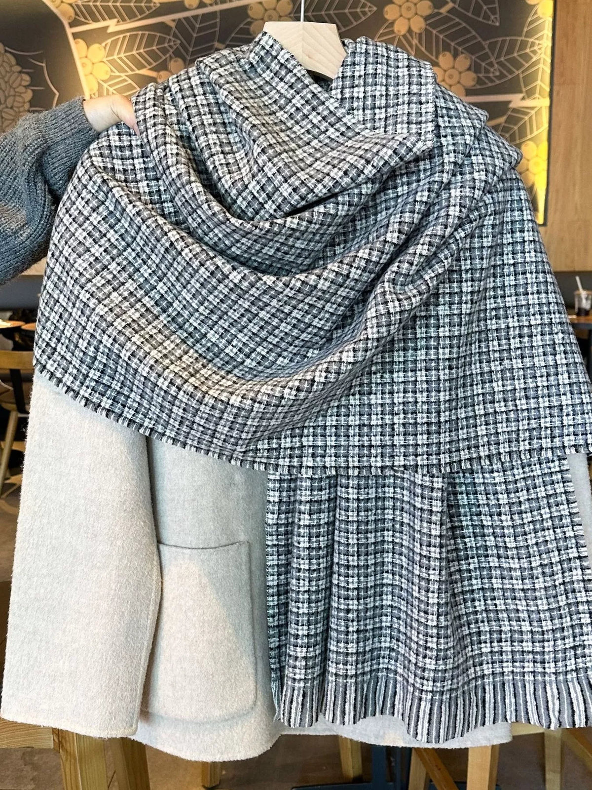 Plaid Warm Scarf - Black - View 6