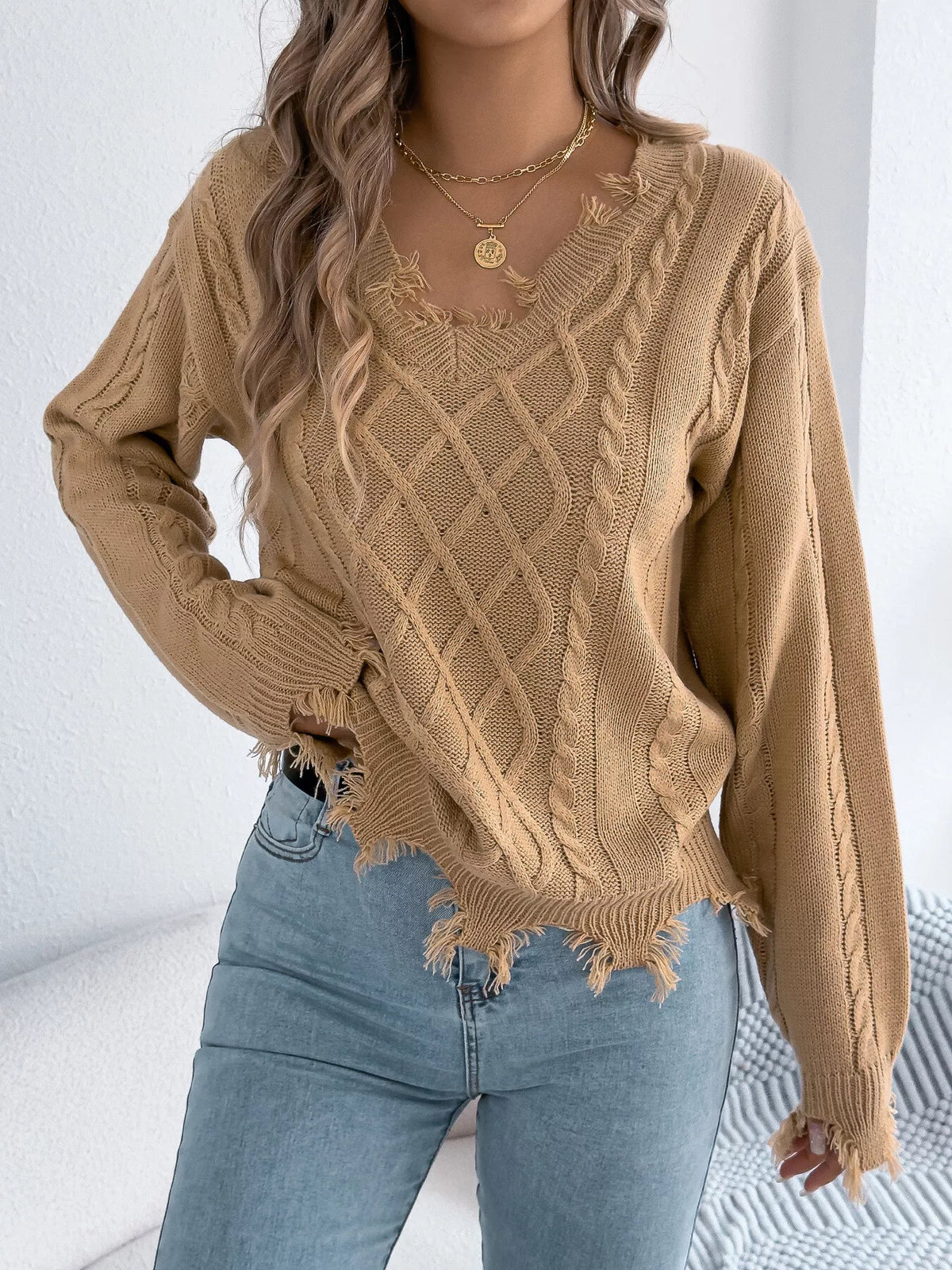 V-Neck Distressed Hem Cable Knit Sweater - Camel - View 5