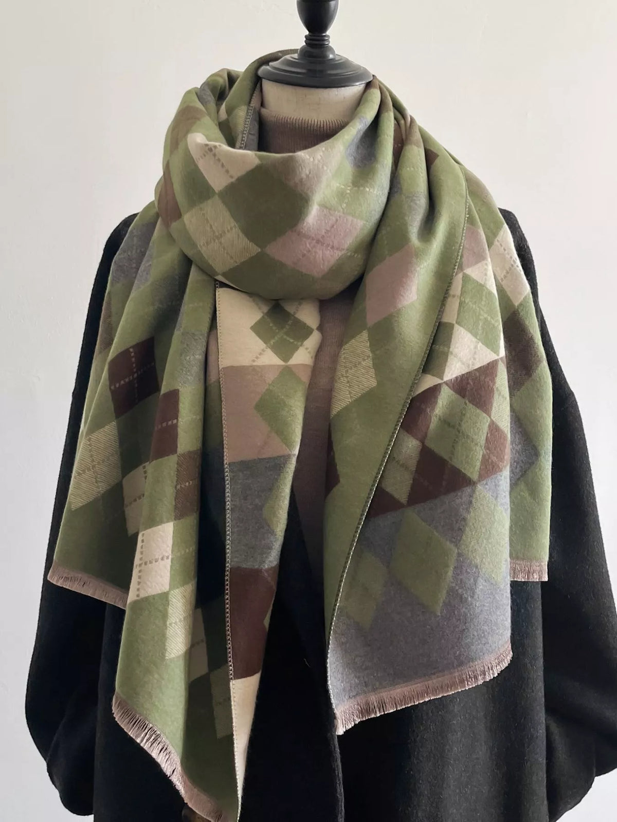 Diamond Pattern Warm Scarf - Style D - View 7