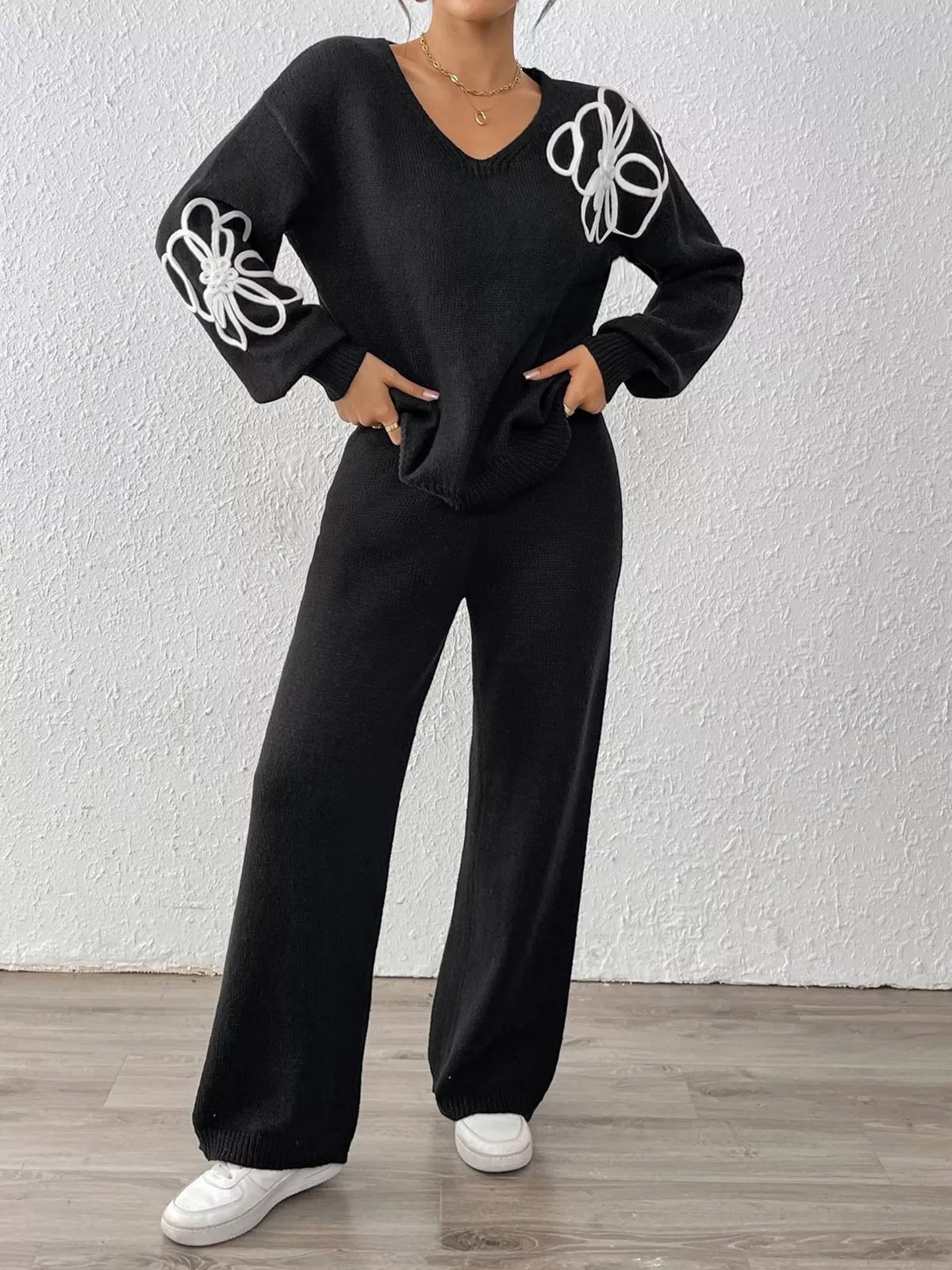 V-Neck Dropped Shoulder Top and Pants Sweater Set - Black - View 5