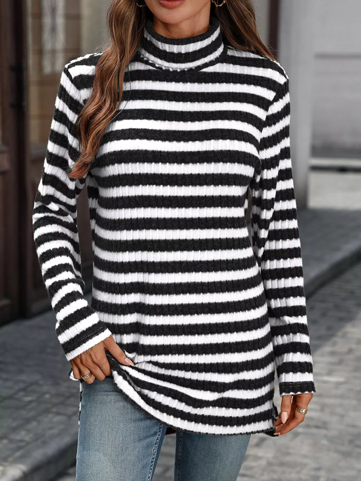 Striped Ribbed Knit Turtleneck Long Sleeve T-Shirt - Black - View 2