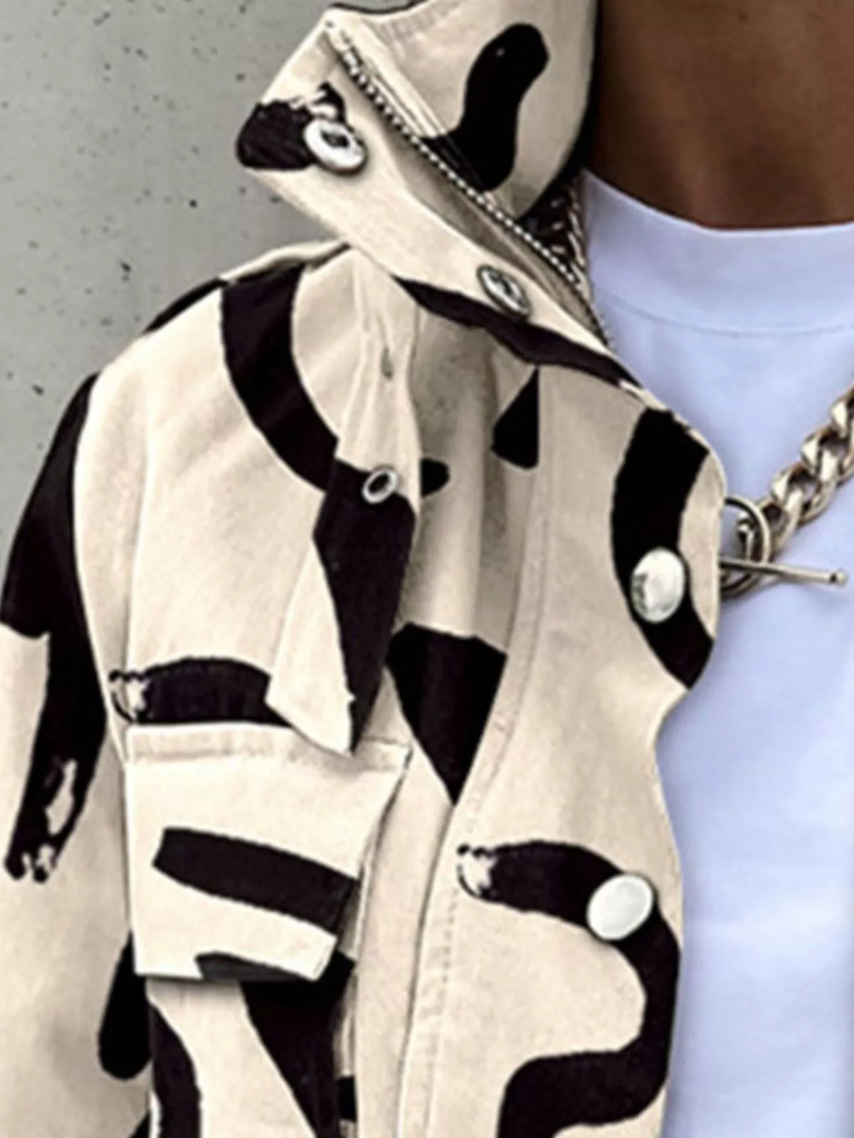 Snap Down Cropped Jacket - Cream - View 2