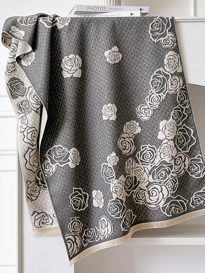 Rose Pattern Warm Scarf - Gray - View 2
